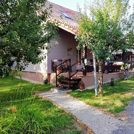 Apartman Adam Rakovica Dış mekan fotoğraf